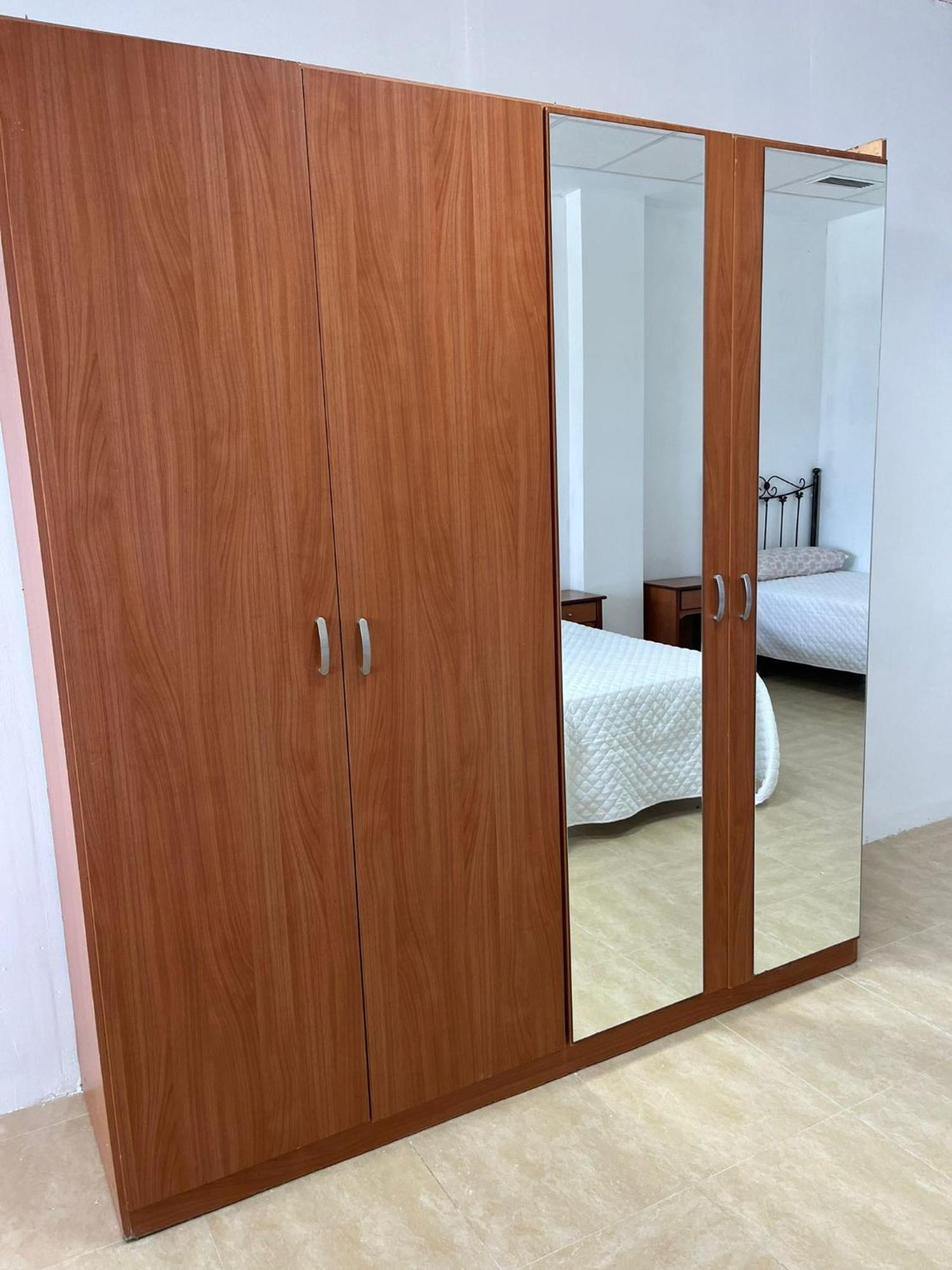 Apartamento Karen Apartment Кадис Екстериор снимка